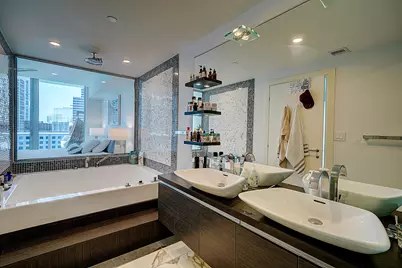 200 Biscayne Blvd Way #1408, Miami, FL 33131 - Photo 8