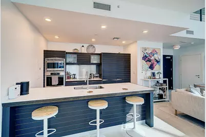200 Biscayne Blvd Way #1408, Miami, FL 33131 - Photo 14
