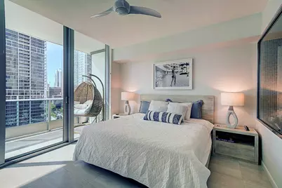 200 Biscayne Blvd Way #1408, Miami, FL 33131 - Photo 6