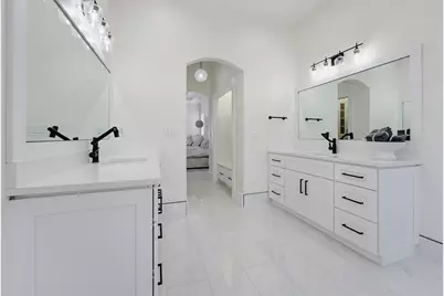 1389 SW Bayshore Boulevard, Port Saint Lucie, FL 34983 - Photo 30