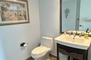 1009 N Ocean Blvd N, Pompano Beach, FL 33062 - Photo 24