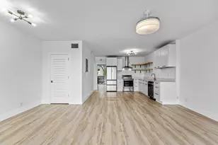 65 SE Spanish Trail, Boca Raton, FL 33432 - Photo 10