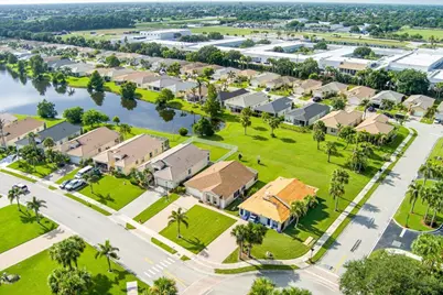 401 SW Lake Forest Way, Port Saint Lucie, FL 34986 - Photo 30