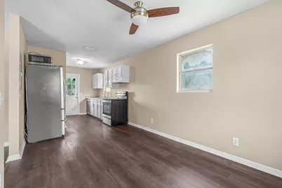 8525 101st Court, Vero Beach, FL 32967 - Photo 16