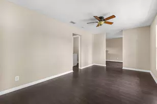8525 101st Ct, Vero Beach, FL 32967 - Photo 12