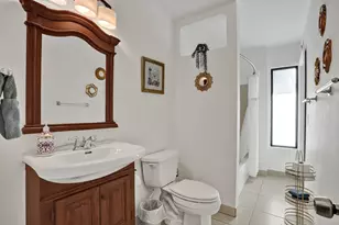 3672 NW 18th Ave, Oakland Park, FL 33309 - Photo 28