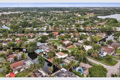 3672 NW 18th Avenue, Oakland Park, FL 33309 - Photo 52