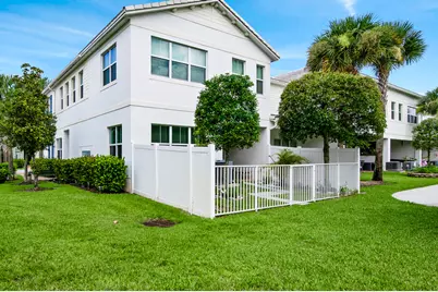 50 Palm Lane, Royal Palm Beach, FL 33411 - Photo 4