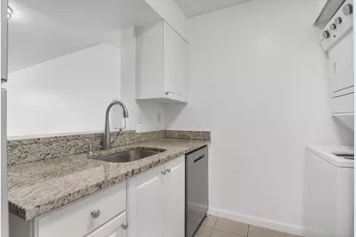 1341 SE 3rd Avenue #112, Dania Beach, FL 33004 - Photo 2