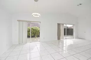 1456 Waterway Cove Dr, Wellington, FL 33414 - Photo 2