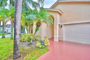 1456 Waterway Cove Dr, Wellington, FL 33414 - Photo 14