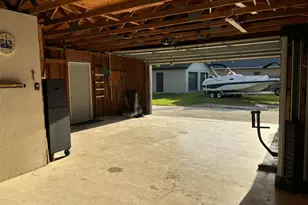 202 SW Crescent Ave, Port Saint Lucie, FL 34984 - Photo 32