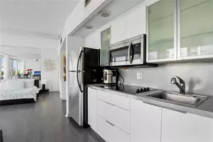 900 Bay Dr, Miami Beach, FL 33141 - Photo 8