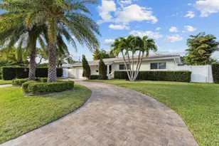 2205 NE 30th St, Lighthouse Point, FL 33064 - Photo 30