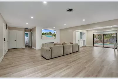 885 Azalea Court, Plantation, FL 33317 - Photo 6