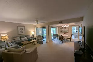 16941 Waterbend Dr, Jupiter, FL 33477 - Photo 4