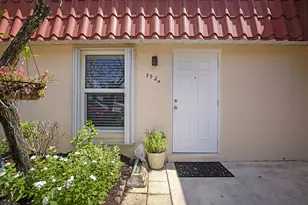 352 Covered Bridge Blvd, Greenacres, FL 33467 - Photo 2