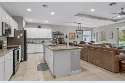 1332 NW Leonardo Circle, Port Saint Lucie, FL 34986 - Photo 14