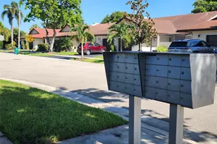 9020 NW 60th St, Tamarac, FL 33321 - Photo 20