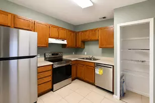 513 SW Lakota Ave, Port Saint Lucie, FL 34953 - Photo 6