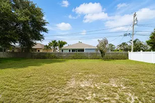 513 SW Lakota Ave, Port Saint Lucie, FL 34953 - Photo 24