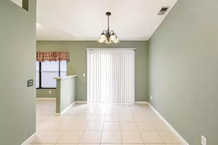 513 SW Lakota Ave, Port Saint Lucie, FL 34953 - Photo 4