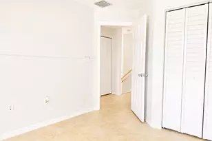6007 SW 19th St, North Lauderdale, FL 33068 - Photo 10