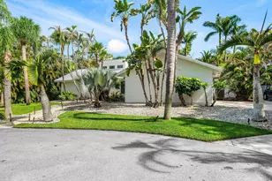 18329 Loxahatchee River Rd, Jupiter, FL 33458 - Photo 30