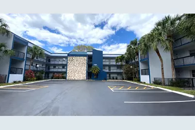 3160 Holiday Springs Boulevard #7-311, Margate, FL 33063 - Photo 1