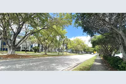 3160 Holiday Springs Boulevard #7-311, Margate, FL 33063 - Photo 38