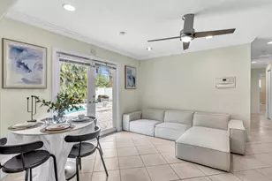 11 Forest Hills Ln, Boca Raton, FL 33431 - Photo 6