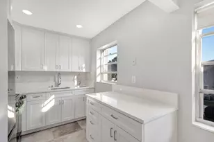 121 Bedford E, West Palm Beach, FL 33417 - Photo 10