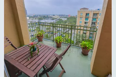 403 S Sapodilla Avenue #817, West Palm Beach, FL 33401 - Photo 1