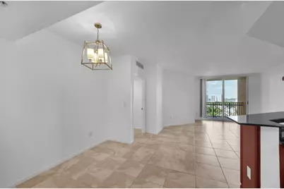 403 S Sapodilla Avenue #612, West Palm Beach, FL 33401 - Photo 2
