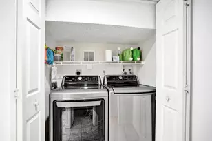 552 NW 208th Terrace, Pembroke Pines, FL 33029 - Photo 14