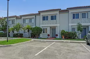 552 NW 208th Terrace, Pembroke Pines, FL 33029 - Photo 18