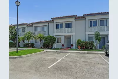 552 NW 208th Terrace, Pembroke Pines, FL 33029 - Photo 18