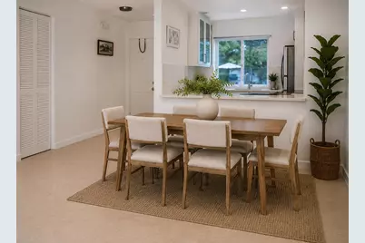 552 NW 208th Terrace, Pembroke Pines, FL 33029 - Photo 6