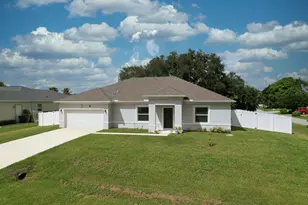 592 SW Dauphin Ave, Port Saint Lucie, FL 34953 - Photo 2