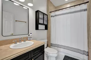 2730 Old Florida Trail, Wilton Manors, FL 33334 - Photo 20