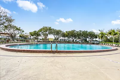 272 Northampton N, West Palm Beach, FL 33417 - Photo 34