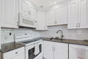 272 Northampton N, West Palm Beach, FL 33417 - Photo 16