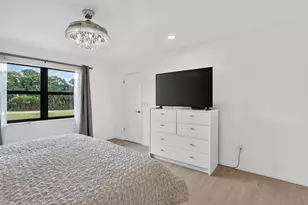 8545 Casa Del Lago, Boca Raton, FL 33433 - Photo 20