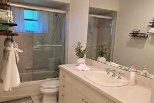 939 Hibiscus Dr, Royal Palm Beach, FL 33411 - Photo 12