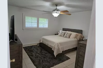 939 Hibiscus Drive, Royal Palm Beach, FL 33411 - Photo 14