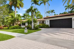 2010 NE 59th Pl, Fort Lauderdale, FL 33308 - Photo 1