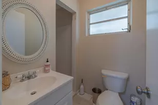 2038 SE Monroe St, Stuart, FL 34997 - Photo 16