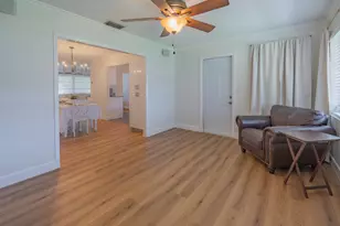 2038 SE Monroe St, Stuart, FL 34997 - Photo 8
