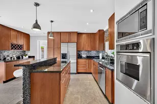 1948 NE 7th Terrace, Wilton Manors, FL 33305 - Photo 14