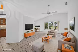 1252 Pine Sage Cir, West Palm Beach, FL 33409 - Photo 12